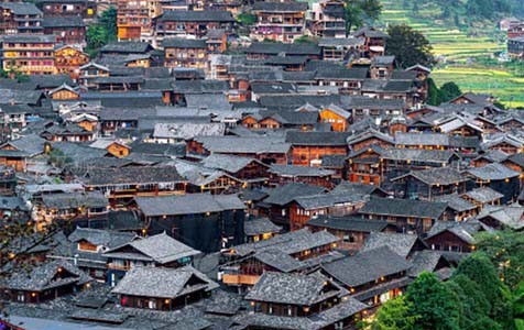 日喀则6种常见的外墙仿石漆施工工艺！